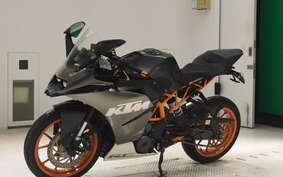 KTM 390 RC 2015