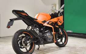 KTM 390 RC 2022 JYJ40