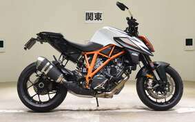 KTM 1290 SUPER DUKE R V3940