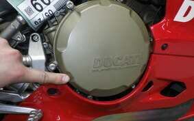 DUCATI パ1199ニガーレR 2015