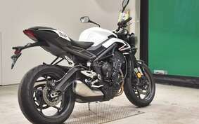 TRIUMPH STREET TRIPLE R 2023