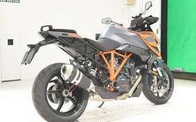 KTM 1290 SUPER DUKE GT