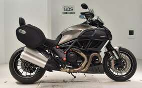 DUCATI DIAVEL STRADA 2014