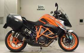 KTM 1290 SUPER DUKE GT 2022