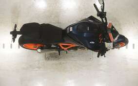 KTM 1290 SUPER DUKE R 2022 V3940