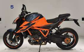 KTM 1290 SUPER DUKE R 2021 V3940