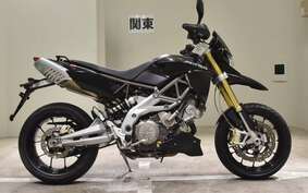 APRILIA DORSODURO 750 2010