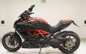 DUCATI DIAVEL Carbon 2012 G100A