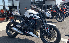 TRIUMPH STREET TRIPLE R 2023 HDA604