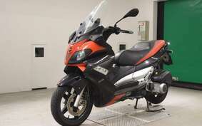 APRILIA SR MAX 300 2012