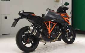 KTM 1290 SUPER DUKE GT 2022