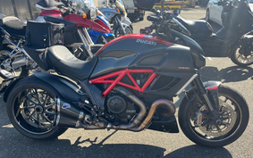 DUCATI DIAVEL Carbon 2011 G100A