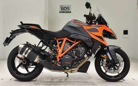 KTM 1290 SUPER DUKE GT 2024