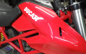 DUCATI HYPERMOTARD 796 2010