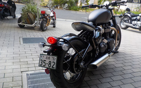 TRIUMPH BONNEVILLE BOBBER 2024 DAD84H