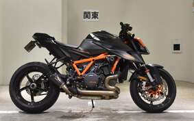 KTM 1290 SUPER DUKE R V3940