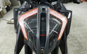 KTM 1290 SUPER DUKE R 2022