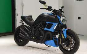 DUCATI DIAVEL 2014