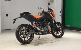 KTM 125 DUKE JGA4B