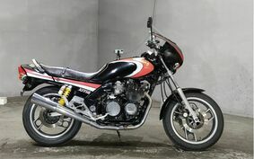 YAMAHA XJ750 E 1983 29R