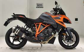 KTM 1290 SUPER DUKE GT