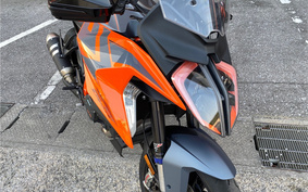 KTM 1290 SUPER DUKE GT 2023 V6940