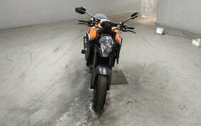 KTM 1290 SUPER DUKE R 2014 V3940