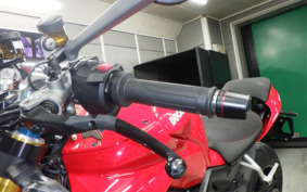 DUCATI STREETFIGHTER V4 S 2023