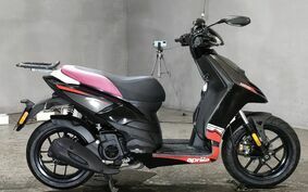 APRILIA SR125 MOTARD M703