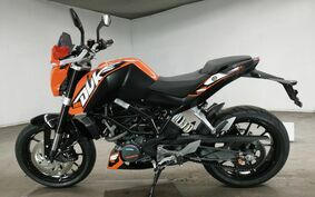 KTM 125 DUKE JGA40