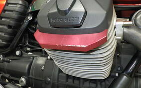 MOTO GUZZI V7 SPECIAL 2013