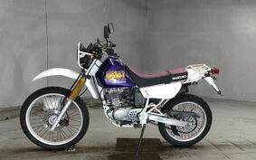 SUZUKI DJEBEL 200 (DR200SE) SH42A