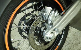 KTM 690 SMC R 2021 LSV40