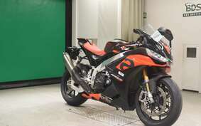 APRILIA RSV4 1100ファクト 2021