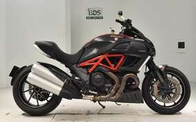 DUCATI DIAVEL Carbon 2013