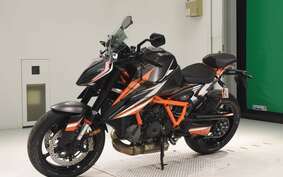 KTM 1290 SUPER DUKE R 2021