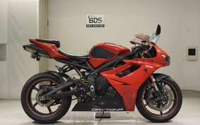 TRIUMPH DAYTONA 675 2013 MD1066