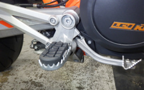 KTM 690 SMC R 2022 LSV40