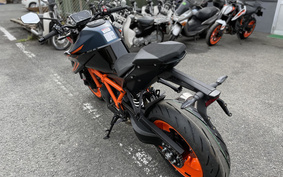 KTM 1290 SUPER DUKE R 2024 V3940