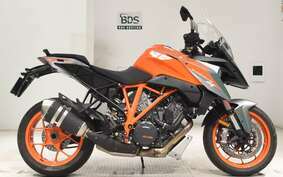 KTM 1290 SUPER DUKE GT 2022 V6940