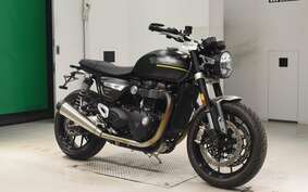 TRIUMPH SPEED TWIN 2022 AD85H4