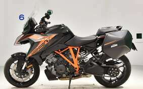 KTM 1290 SUPER DUKE GT 2019 V6940