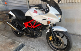 HONDA VTR 250 F MC33