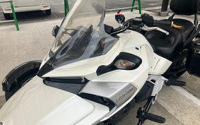 BRP CAN-AM Spyder F3 2015