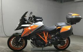 KTM 1290 SUPER DUKE GT 2016 V6940