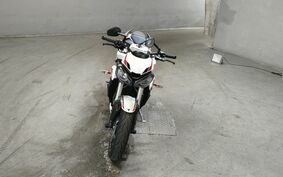 TRIUMPH STREET TRIPLE S 2021 HDA52