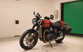 TRIUMPH STREET TWIN 2019