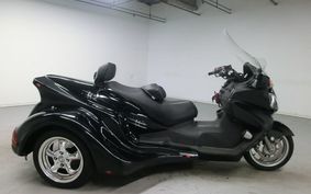 SUZUKI SKYWAVE 650 Trike 2003 CP51A