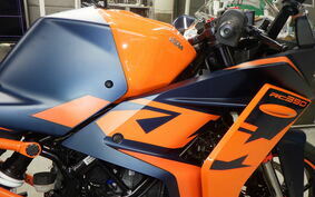 KTM 390 RC 2023 JYJ40