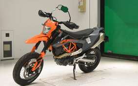 KTM 690 SMC R 2024